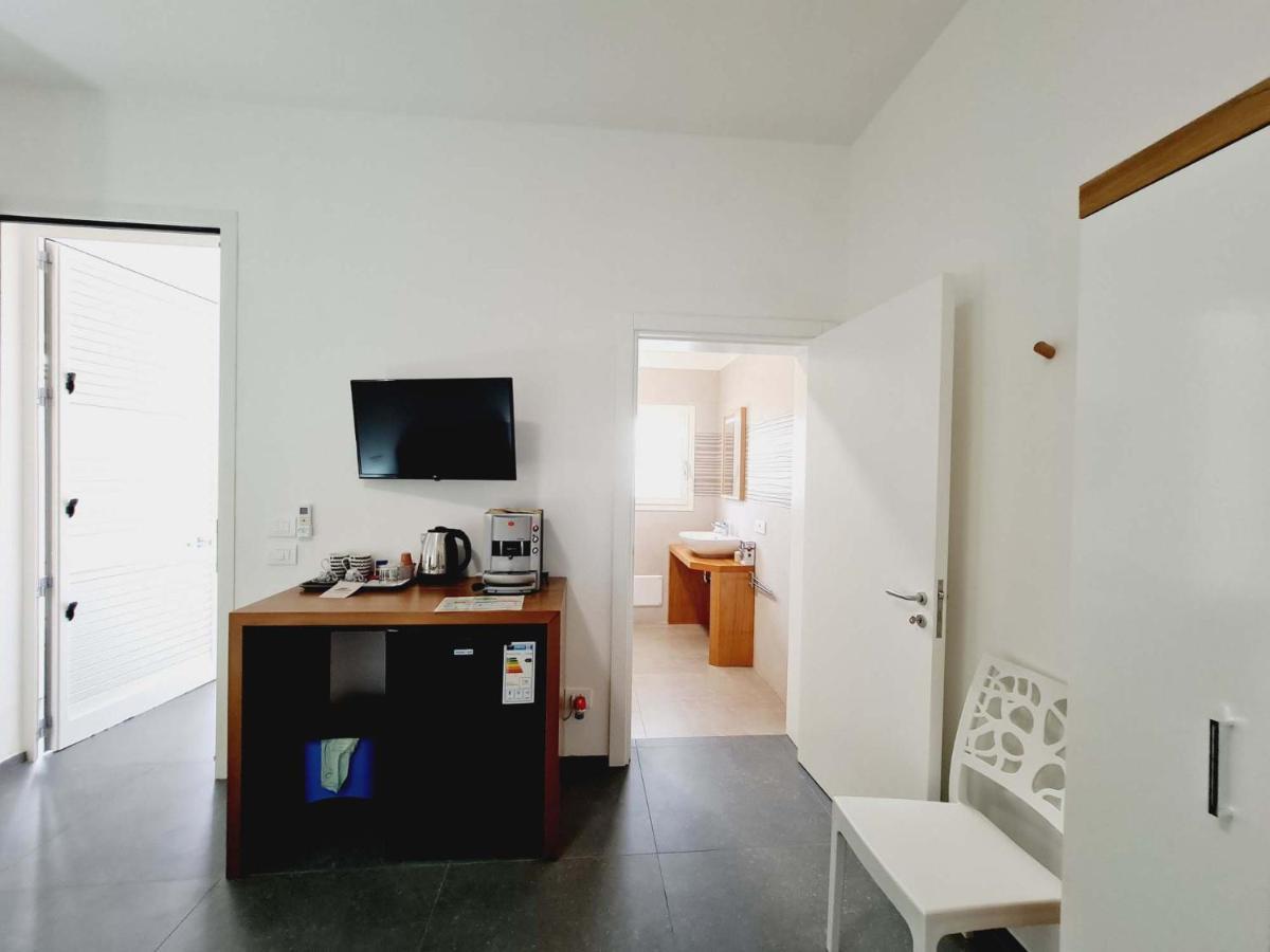 Medusa Room Apartment Porto Cesareo Bagian luar foto