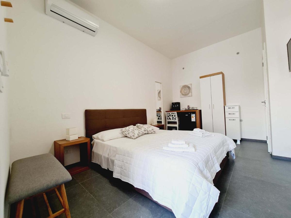 Medusa Room Apartment Porto Cesareo Bagian luar foto