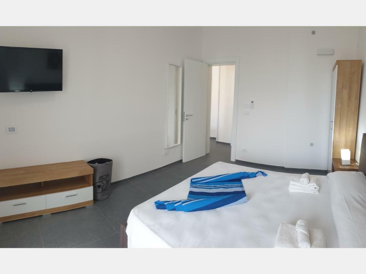 Medusa Room Apartment Porto Cesareo Bagian luar foto